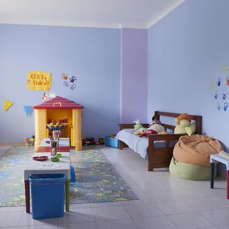 Exciting 1 Bedroom Apartment 4*